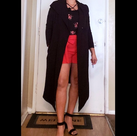 Hooded Long black coat - Picture 4 of 10